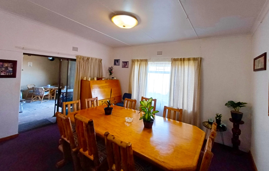 4 Bedroom Property for Sale in Kleinmond Western Cape